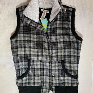 New With Tags: Forever 21 Outerwear Sweater Jacket - Black/Grey - Size: Medium